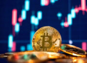Tampilan antarmuka aplikasi transaksi aset kripto Bitcoin di layar ponsel pintar