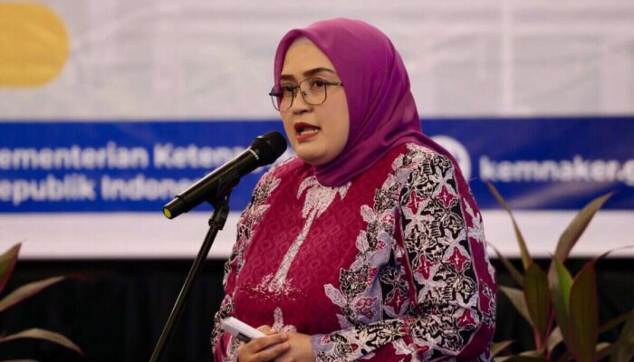 Kemnaker Dorong Perusahaan Sediakan Tempat Kerja Ramah Keluarga demi Dongkrak Produktivitas