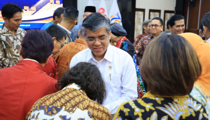 Menaker Yassierli Tekankan Dialog Sosial Kunci Selesaikan Masalah Ketenagakerjaan Nasional