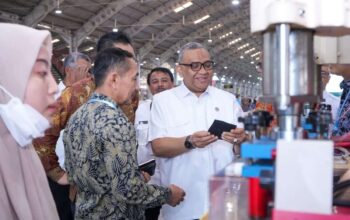 Wamenaker Desak Industri di Temanggung Prioritaskan Warga Lokal dalam Rekrutmen Pekerja