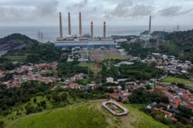 Proyek PLTU Koto Ringin yang mangkrak di Kabupaten Siak, Riau, yang diusulkan untuk dikonversi menjadi pembangkit hibrida.