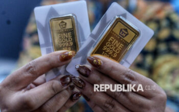 Harga Emas Antam Turun ke Rp1,327 Juta per Gram Hari Ini