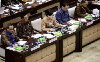 OJK Larang PFII Himpun Dana Masyarakat demi Lindungi Perbankan Nasional