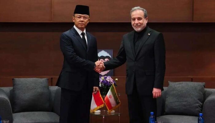 Menlu Sugiono Perkuat Kerja Sama Bilateral dengan Iran saat Kunjungan Mashhad