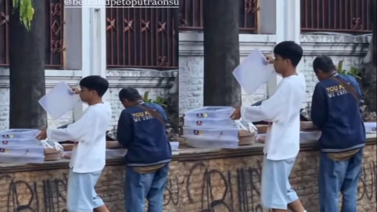 betrand-peto-hentikan-mobil-untuk-borong-donat,-sikapnya-kepada-pedagang-bikin-salut