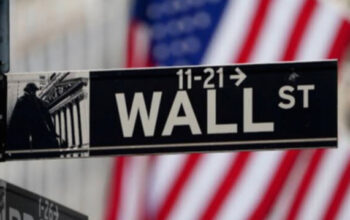Wall Street Menguat Dua Pekan Beruntun, Indeks S&P Cetak Rekor