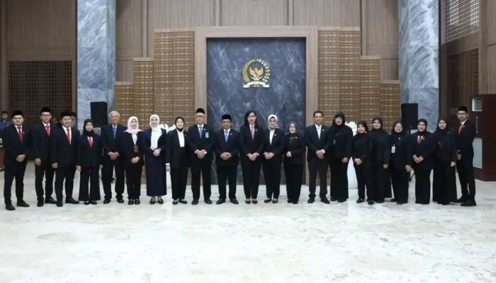 Plt Sekjen DPR Lantik Sembilan Pejabat Baru Demi Perkuat Integritas Kerja