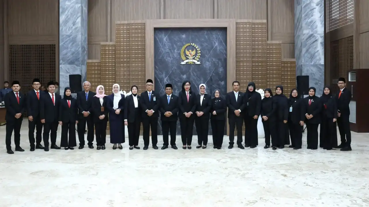 lantik 9 pejabat, suprihartini tegaskan peran supporting system di era vuca