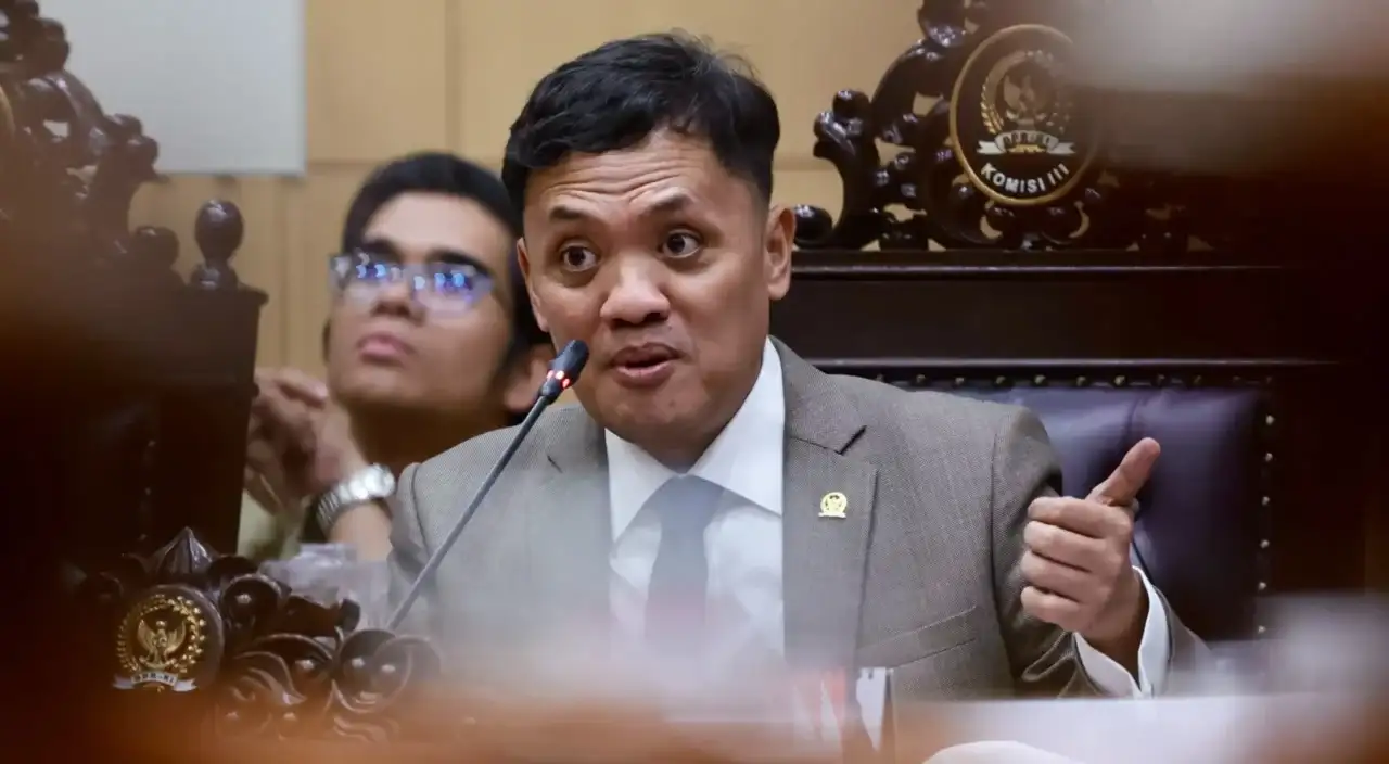 komisi iii: tak ada surpres pergantian kapolri, publik jangan terpengaruh isu menyesatkan