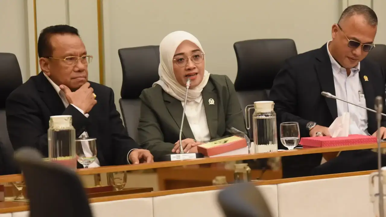 bromo terbakar, legislator soroti karhutla yang sudah capai 107 ribu hektare